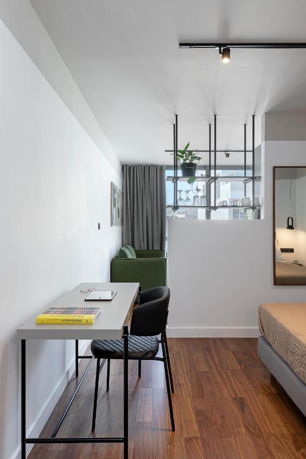 The Athenians Art Apartments Esterno foto