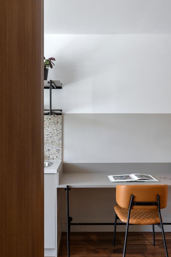 The Athenians Art Apartments Esterno foto