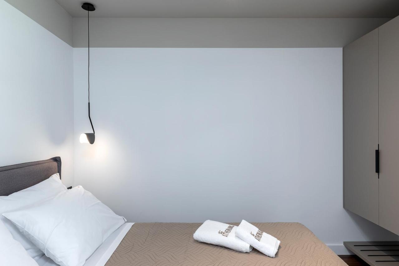 The Athenians Art Apartments Esterno foto