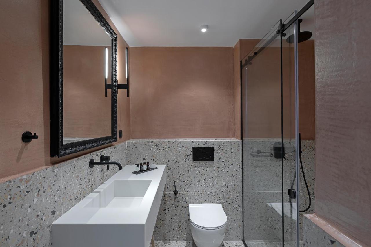 The Athenians Art Apartments Esterno foto