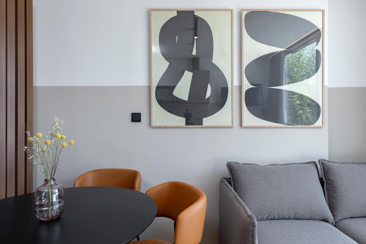 The Athenians Art Apartments Esterno foto