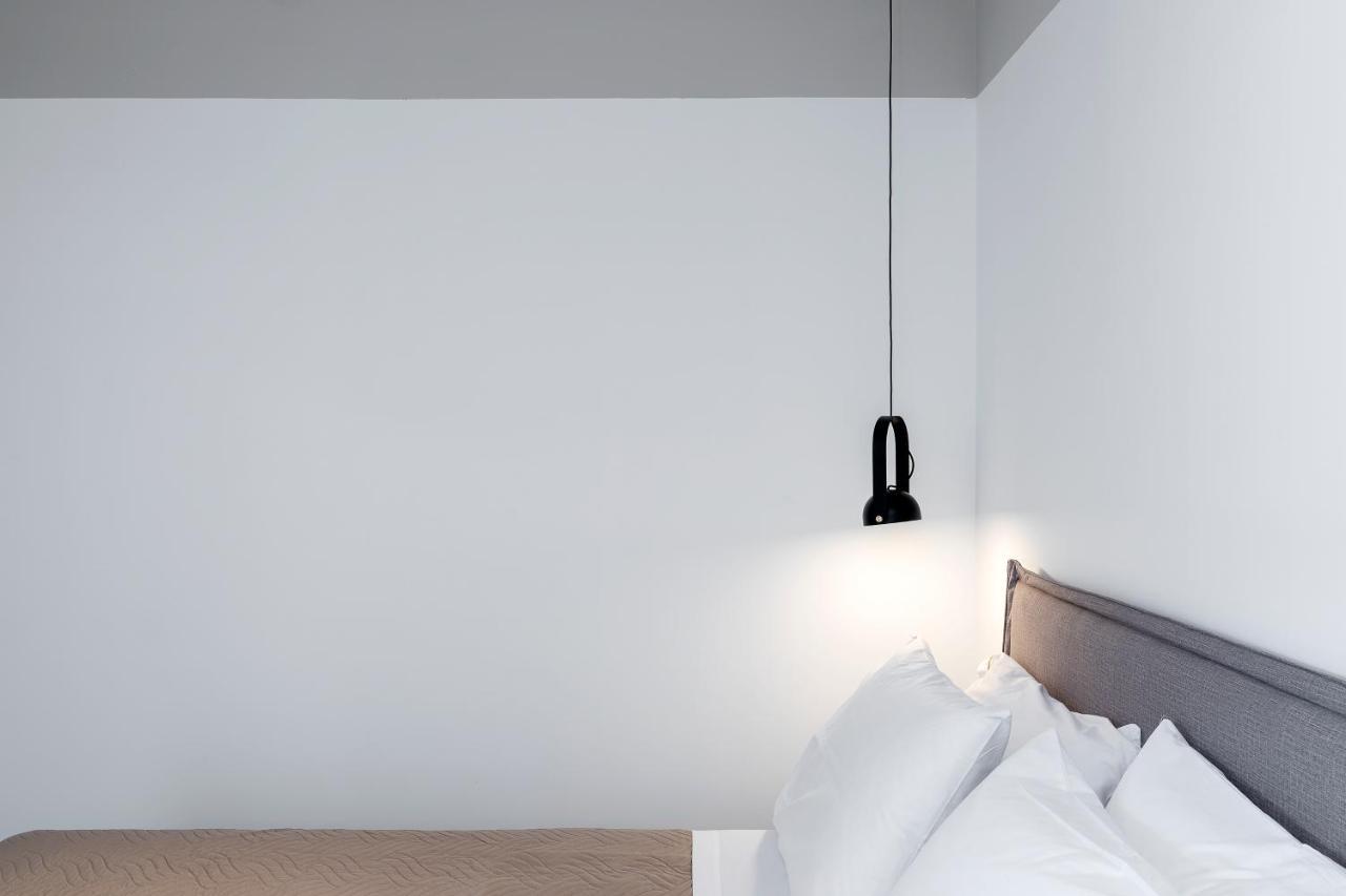 The Athenians Art Apartments Esterno foto