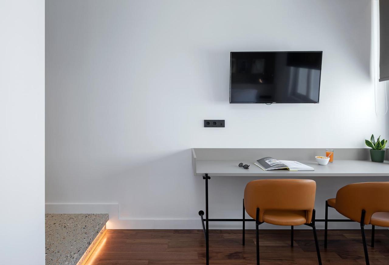 The Athenians Art Apartments Esterno foto